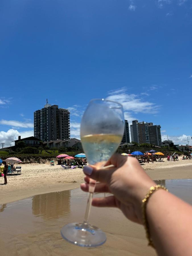Apartamento Dona Elvira Piçarras Exterior foto